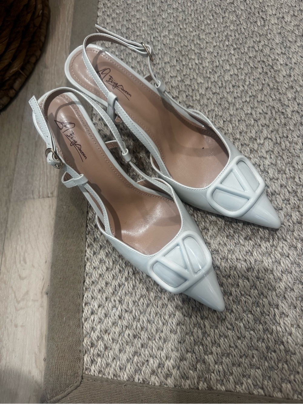 Women's White Slingback Pointed Toe Pumps with Logo Accent